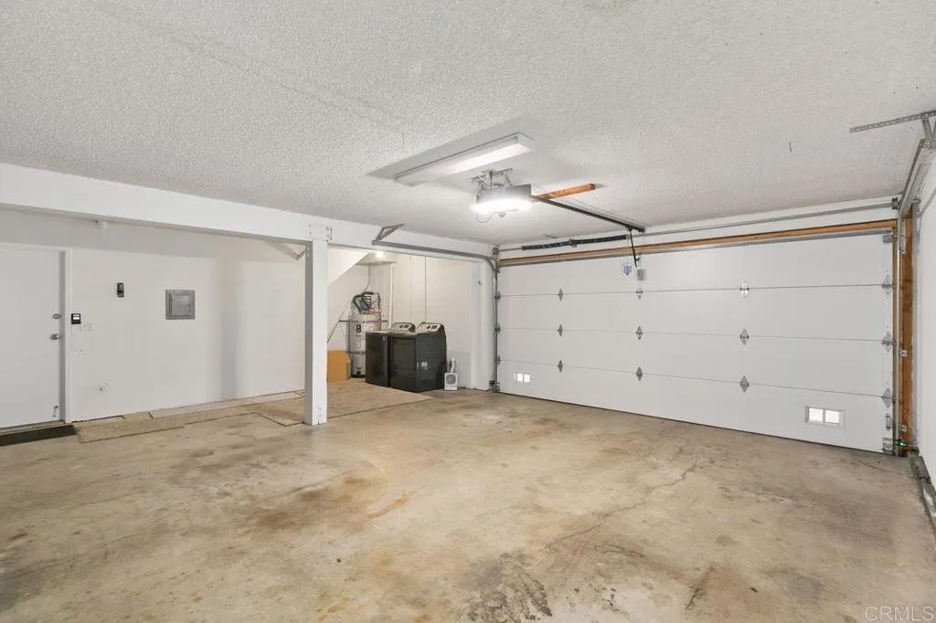 https://cdn.realtyfeed.com/cdn/127/305884559/61009c38de98759ed744674791657b0f.webp