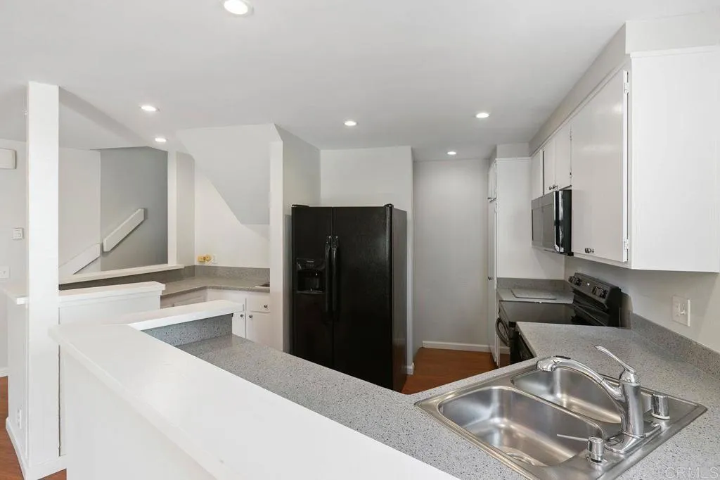 https://cdn.realtyfeed.com/cdn/127/305884559/a803f929fb6dbba89cbd2ec0397161a0.webp