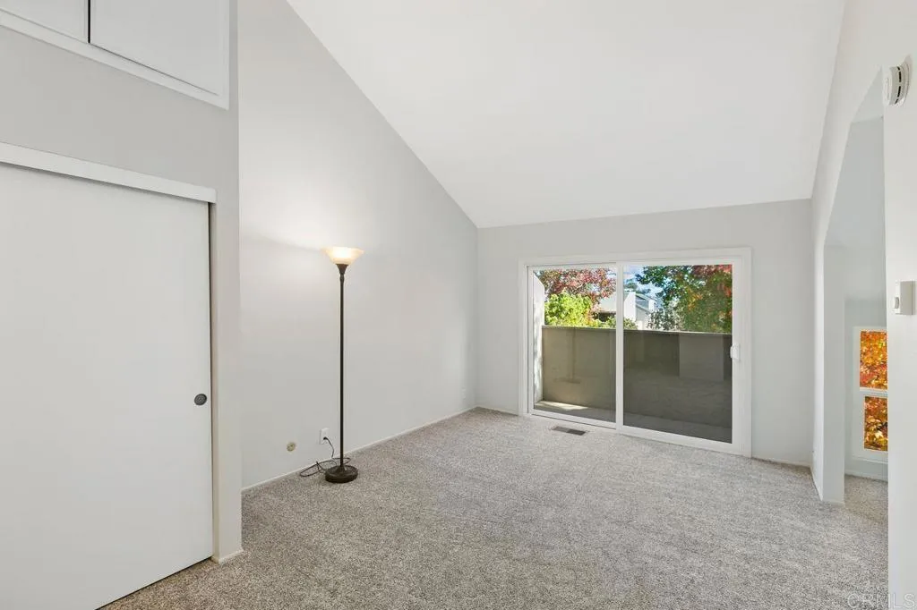 https://cdn.realtyfeed.com/cdn/127/305884559/b8ff721e91c2b01ff571bc4e1a5d98f2.webp
