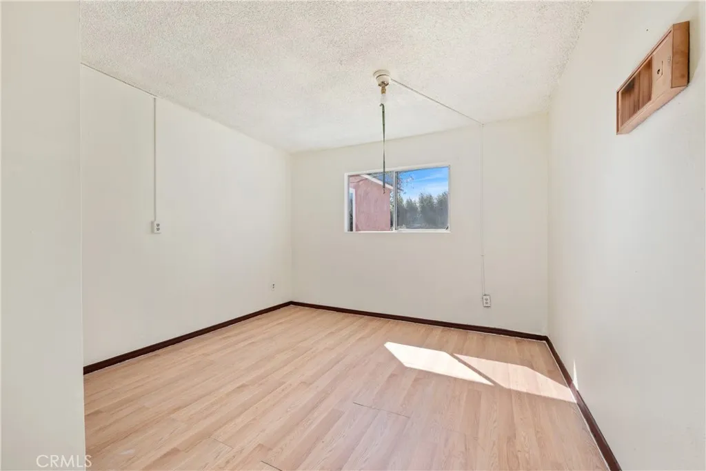 https://cdn.realtyfeed.com/cdn/127/305887061/092e99c61379ba002ba32393af95807f.webp