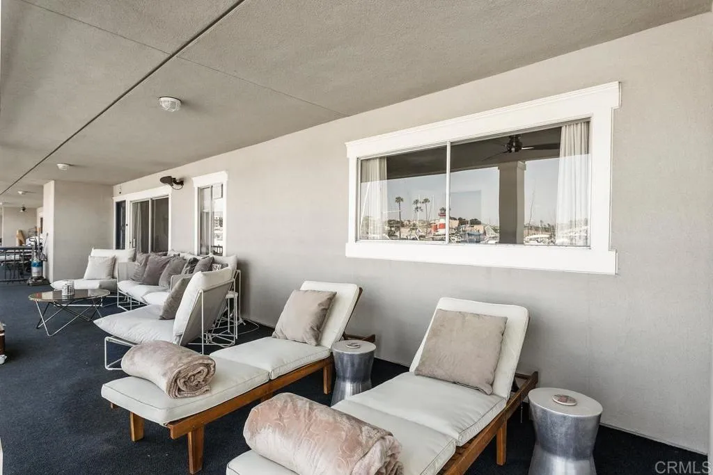 https://cdn.realtyfeed.com/cdn/127/305890257/68d400ca51431e5401fc75ec7cf98d7a.webp