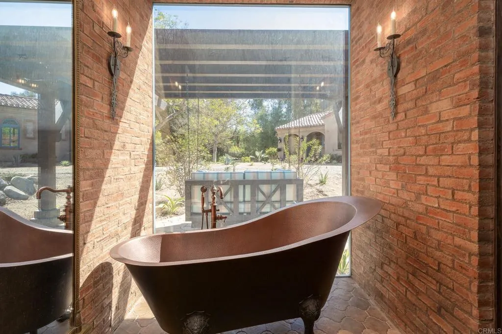 https://cdn.realtyfeed.com/cdn/127/305893874/4c4d2537f42926373cfc0e92822d6272.webp