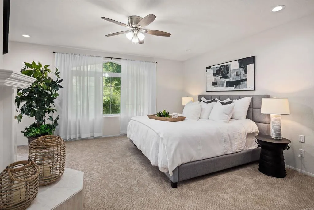 https://cdn.realtyfeed.com/cdn/127/305895153/8fbdac49707fb2a2f4c4ed39edd44f4b.webp