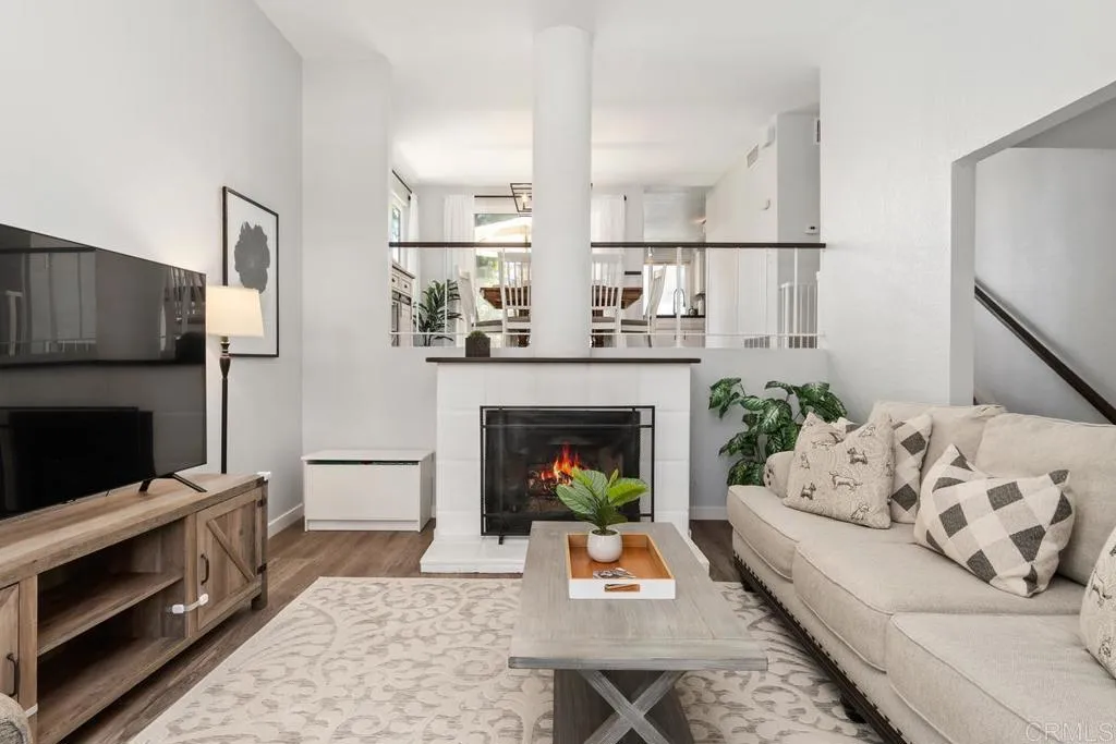 Photo #6: PTP2301623 Listing 