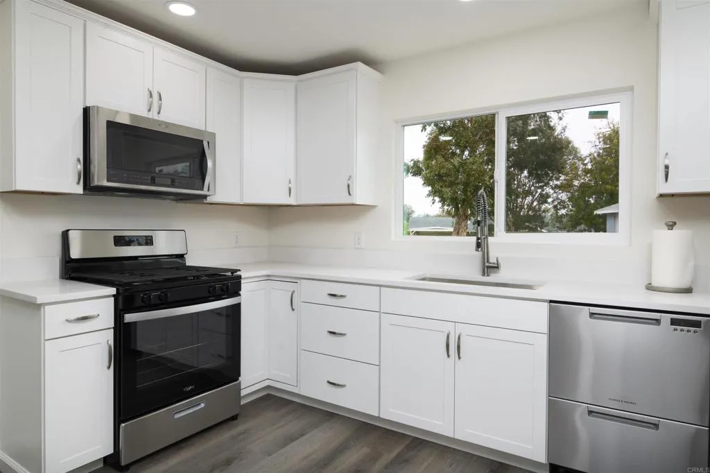 https://cdn.realtyfeed.com/cdn/127/305905139/3ac1ec4e429046c2795fad508d2bed1e.webp