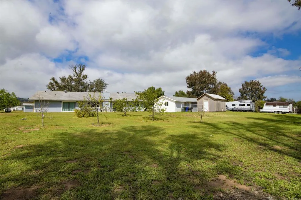 https://cdn.realtyfeed.com/cdn/127/305905139/62a72452916c2bb5fced7e9cae2561de.webp