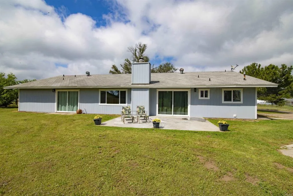 https://cdn.realtyfeed.com/cdn/127/305905139/8d9d4766cad10c537ca2a398aea3828e.webp