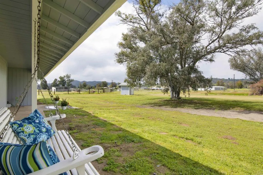https://cdn.realtyfeed.com/cdn/127/305905139/ca118a6c8c959eec87d4663baa58b57d.webp