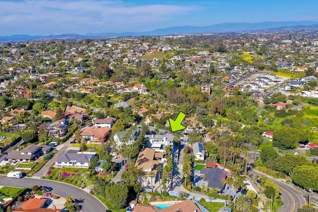 https://cdn.realtyfeed.com/cdn/127/305905603/074f00c0012ab75032fc606420aaca10.webp
