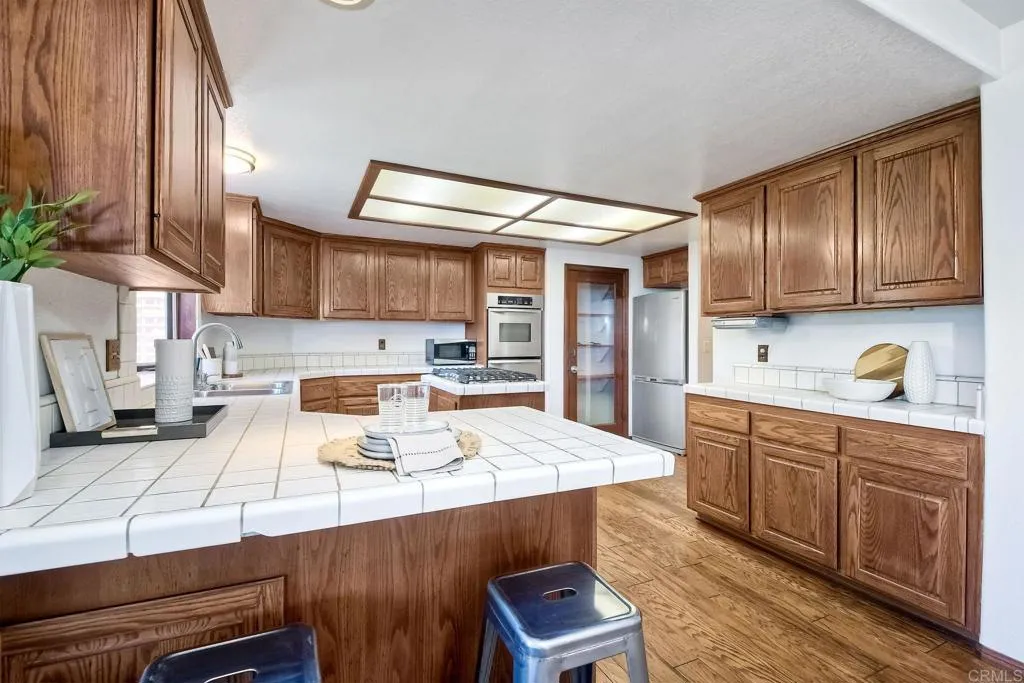 https://cdn.realtyfeed.com/cdn/127/305905603/2988a2acff9a2b654369be42543f88d9.webp