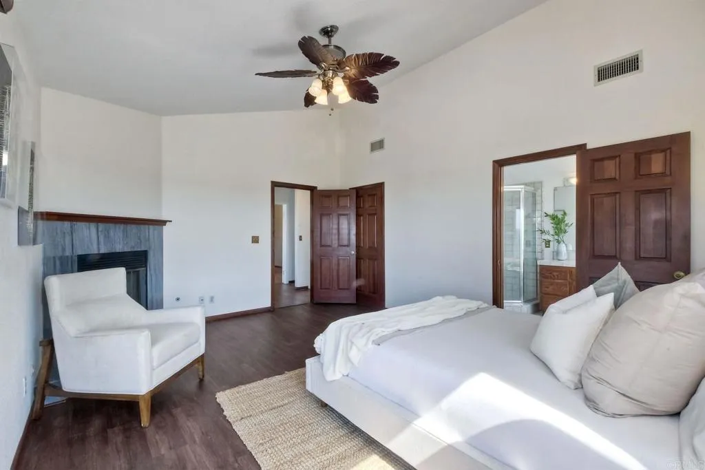 https://cdn.realtyfeed.com/cdn/127/305905603/c4374b4b9a02d86d37ec0f187e2f7168.webp