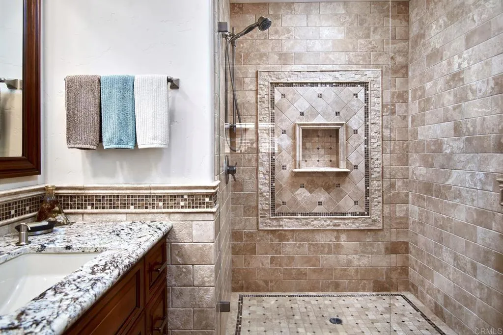 https://cdn.realtyfeed.com/cdn/127/305906354/786de672b8170b6b610bda76547bc63c.webp