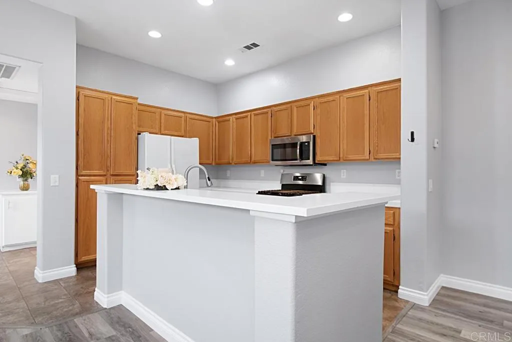 https://cdn.realtyfeed.com/cdn/127/305906643/4b2ff6ab849fa9b1d68a690a10273676.webp