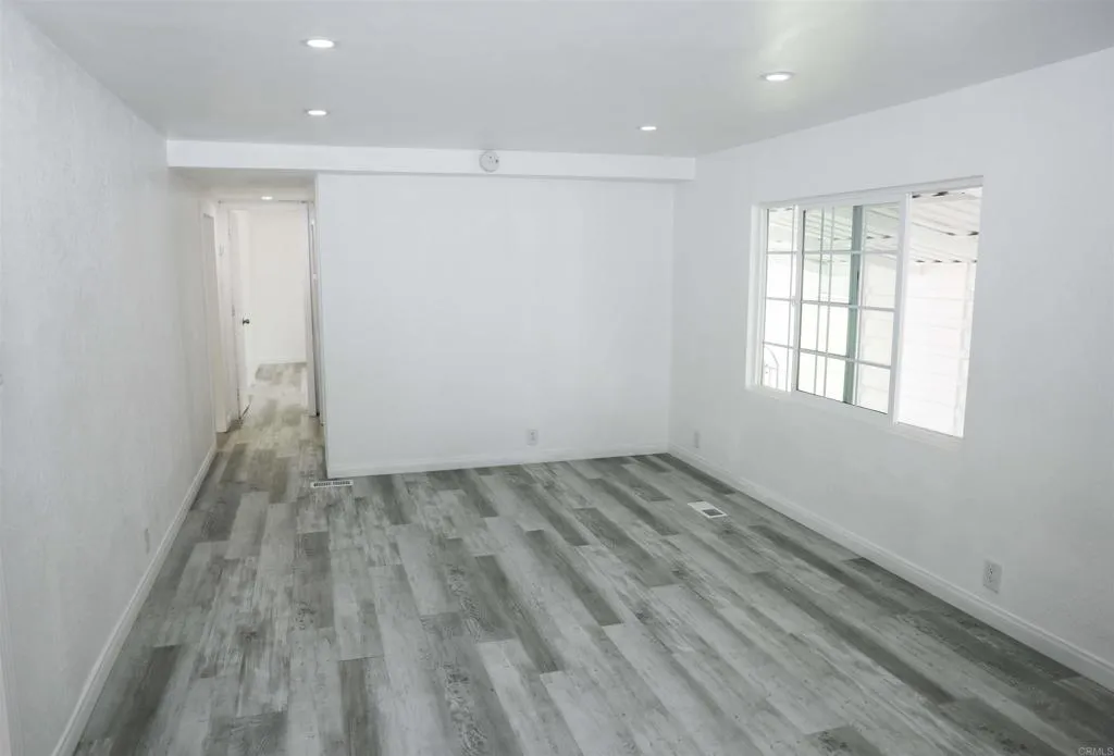 https://cdn.realtyfeed.com/cdn/127/305906728/2d56a9cc101053c16053e90cfc822753.webp