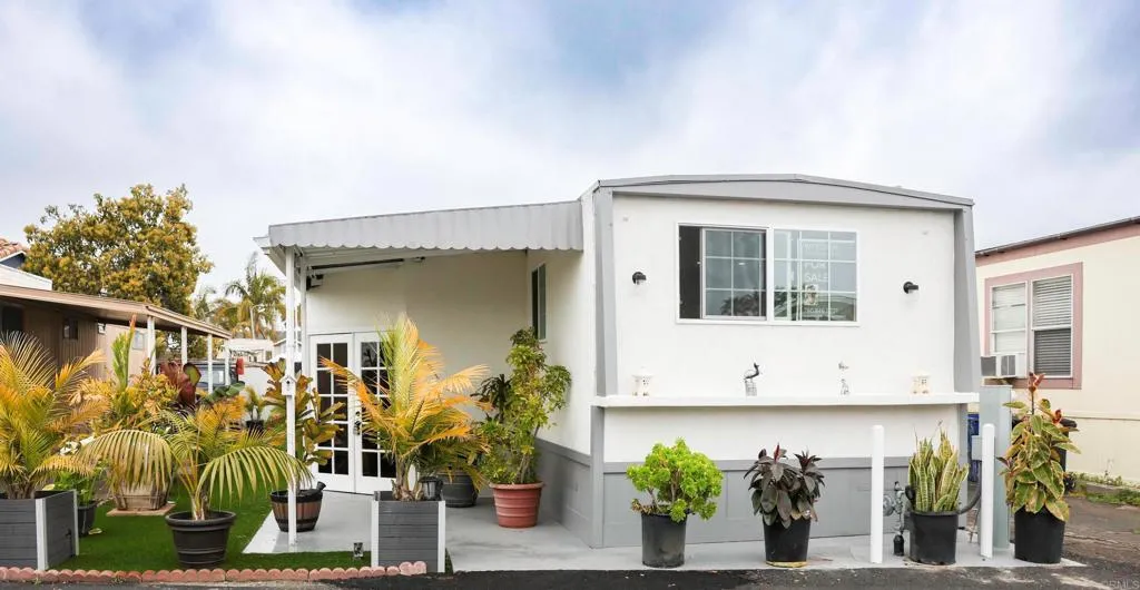 https://cdn.realtyfeed.com/cdn/127/305906728/ab6b2861620a75b192a249684692bdde.webp