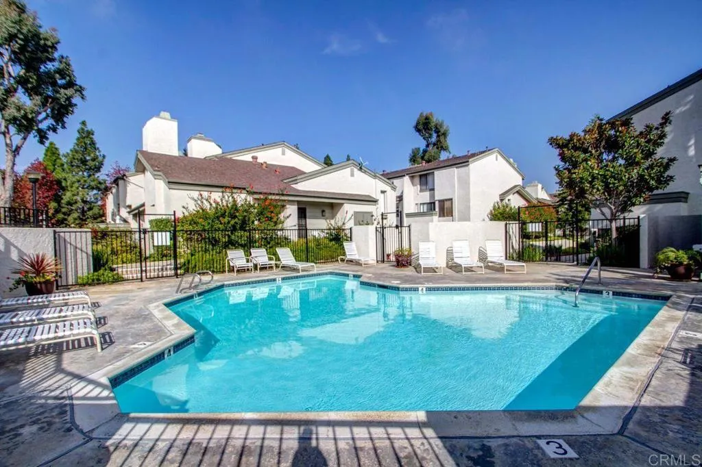 https://cdn.realtyfeed.com/cdn/127/305908520/24bc959616fa1bc094ed5398e69432dd.webp