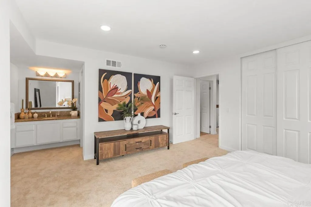 https://cdn.realtyfeed.com/cdn/127/305908520/4f08ebe03ef5c272f5f0d093448112cf.webp