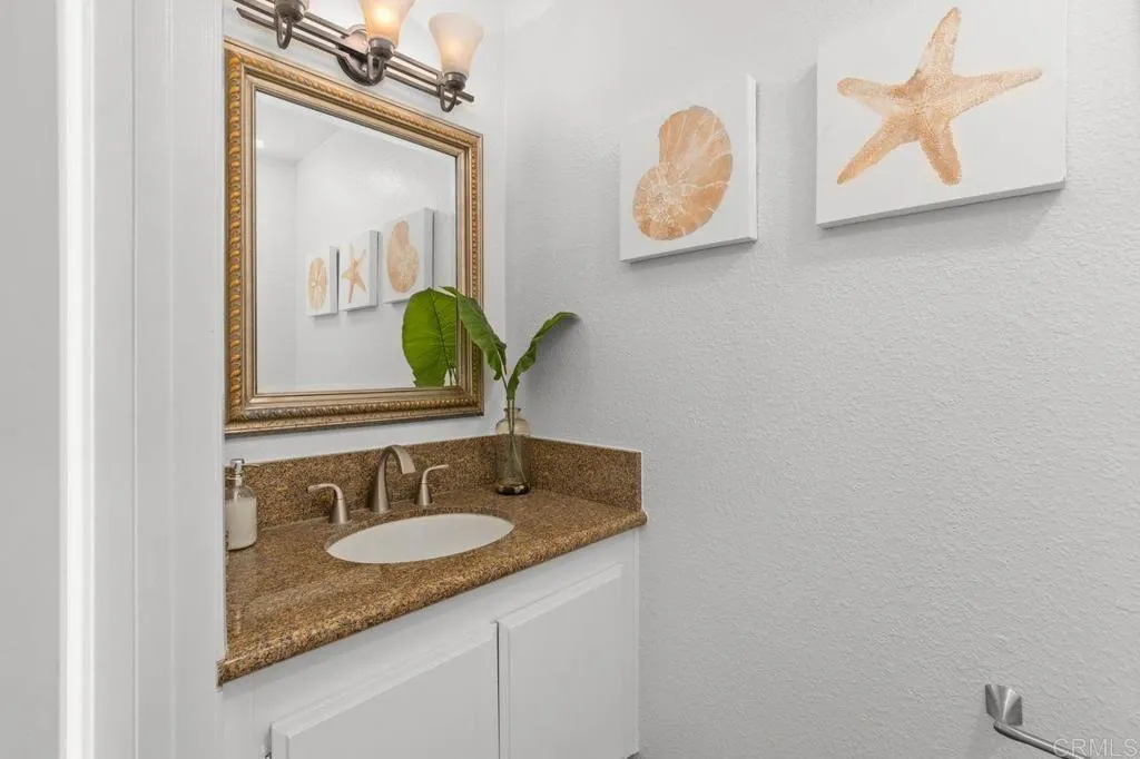 https://cdn.realtyfeed.com/cdn/127/305908520/c9b4e4ed561309ca741d5e354fe197f7.webp