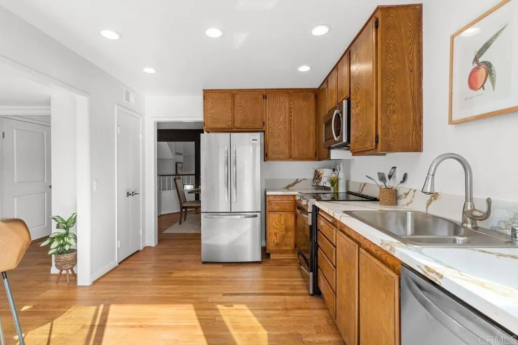 https://cdn.realtyfeed.com/cdn/127/305908520/ea9834d5da7f7cc68e563a82c8684261.webp