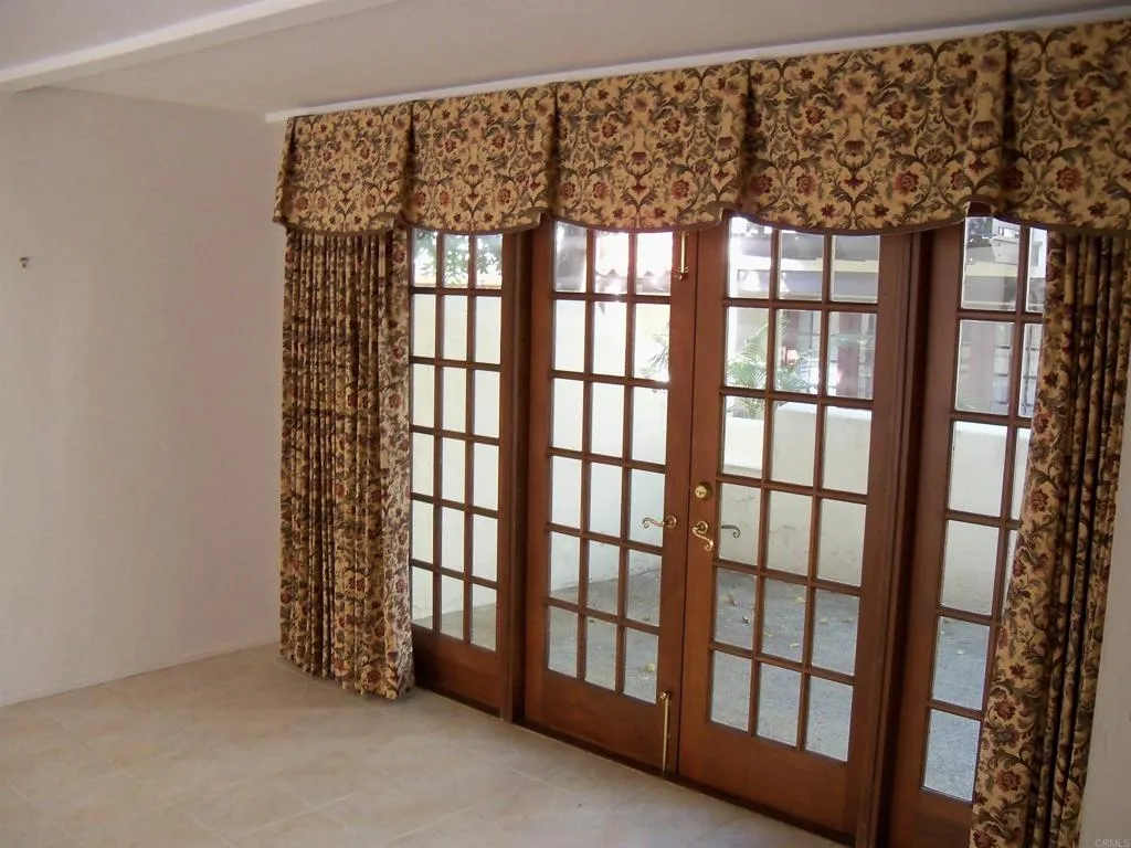 https://cdn.realtyfeed.com/cdn/127/305908686/5519e4e846b5b2f60666383e173bc945.webp