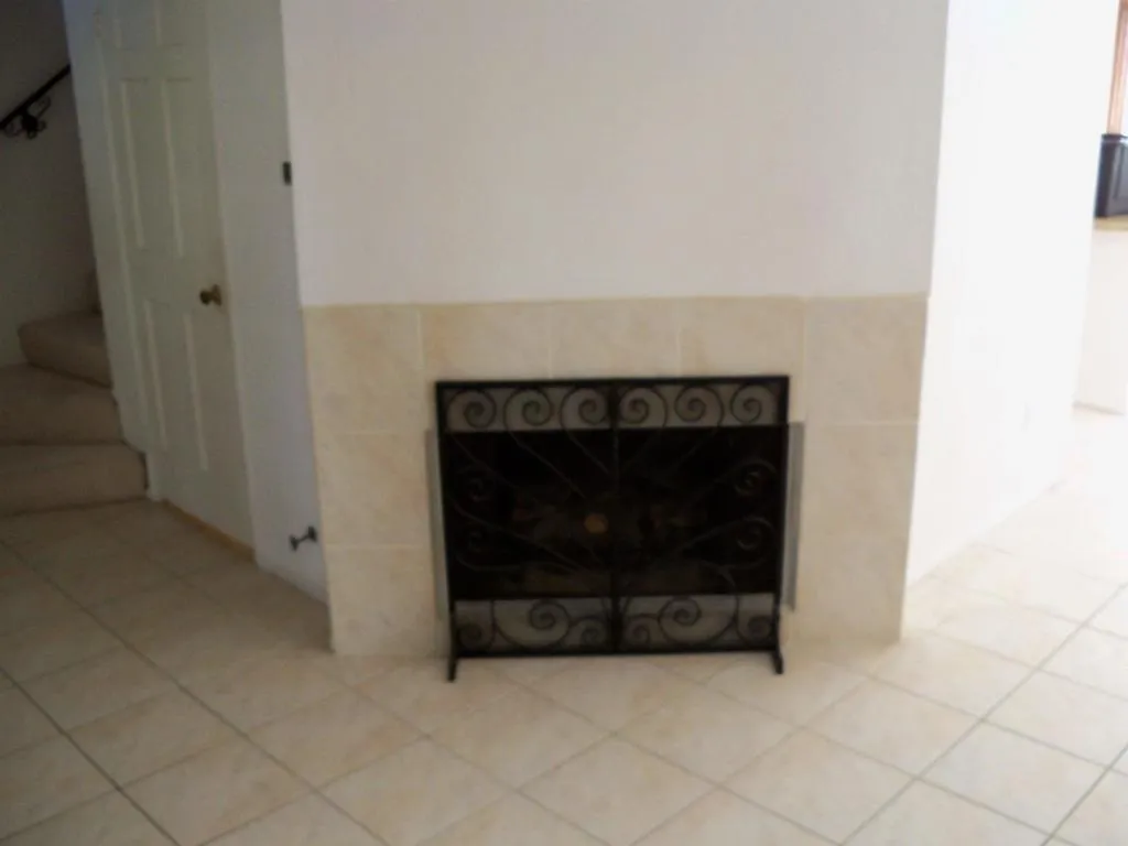 https://cdn.realtyfeed.com/cdn/127/305908686/6013a70d38f54e08adea6d1155fa7c7a.webp