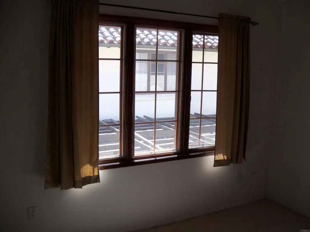 https://cdn.realtyfeed.com/cdn/127/305908686/60e486450b42c0e3adf49b39f52b612b.webp