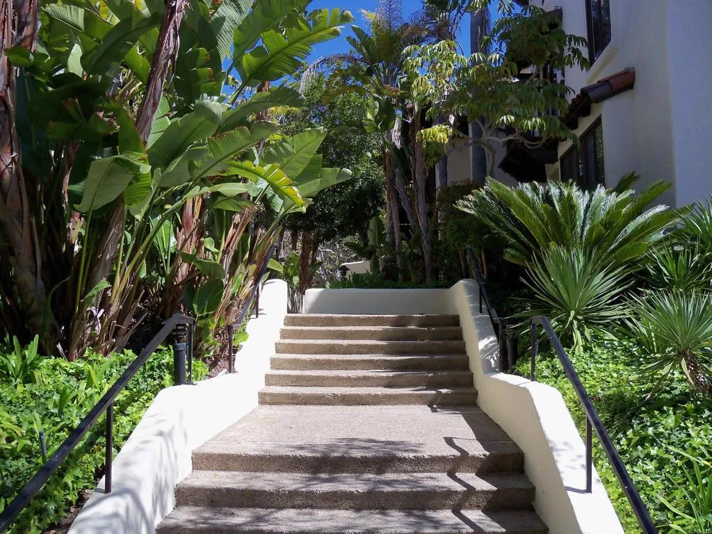 https://cdn.realtyfeed.com/cdn/127/305908686/9591c34e59506efa96b0bb2392c973a7.webp