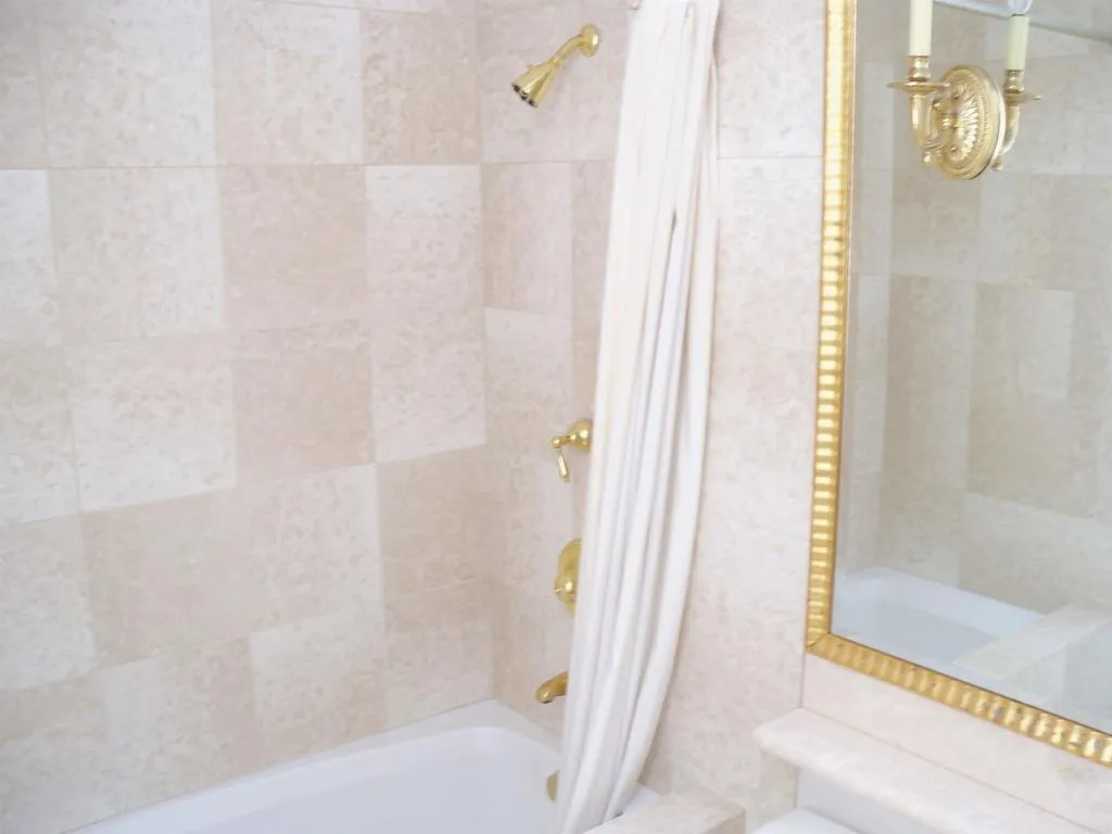 https://cdn.realtyfeed.com/cdn/127/305908686/a7e33adc8ed1fda2ef3d0399c05ba4cd.webp