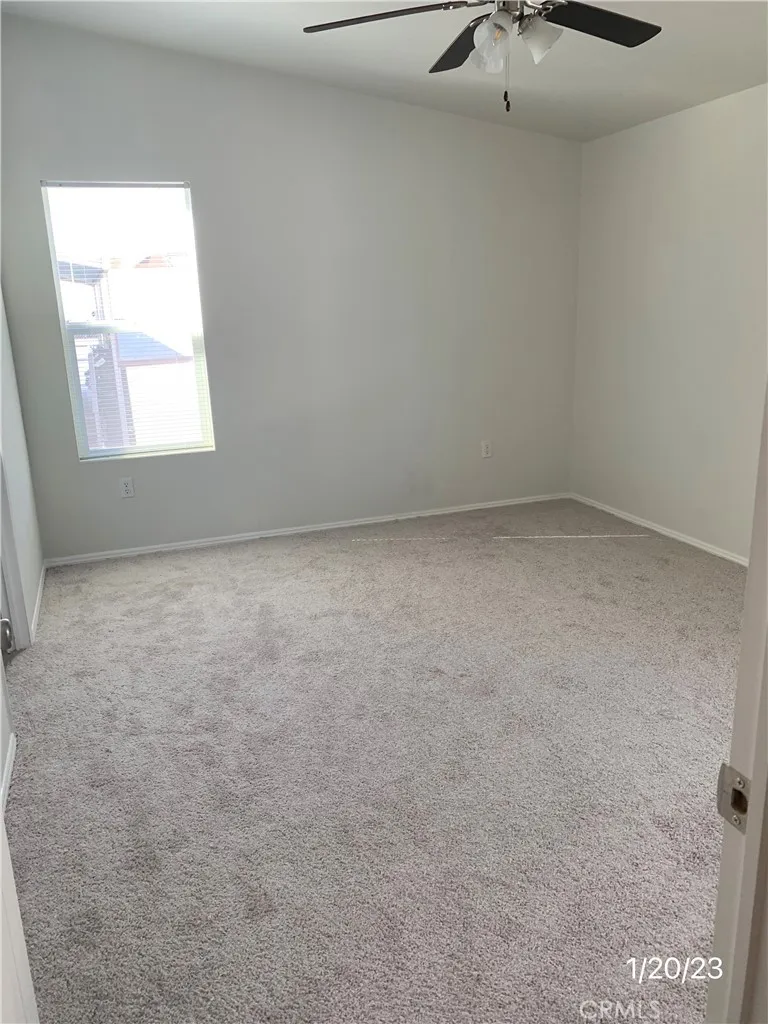 https://cdn.realtyfeed.com/cdn/127/305910259/4400f18299832c4b311602cb84f5676d.webp