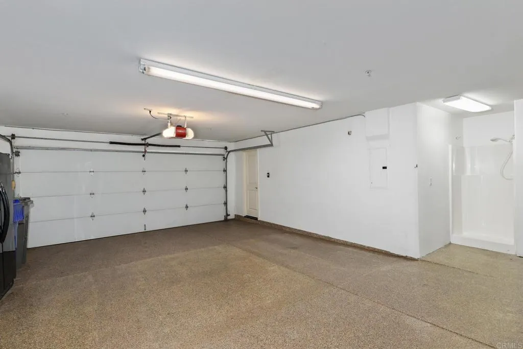https://cdn.realtyfeed.com/cdn/127/305910862/20809ef1b6394b163534ff5981b6eca6.webp