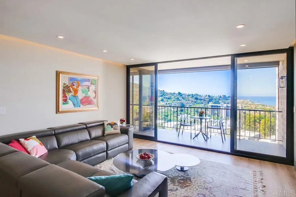https://cdn.realtyfeed.com/cdn/127/305911089/30a8b714d3ede95f5bf38774e11c0dcb.webp