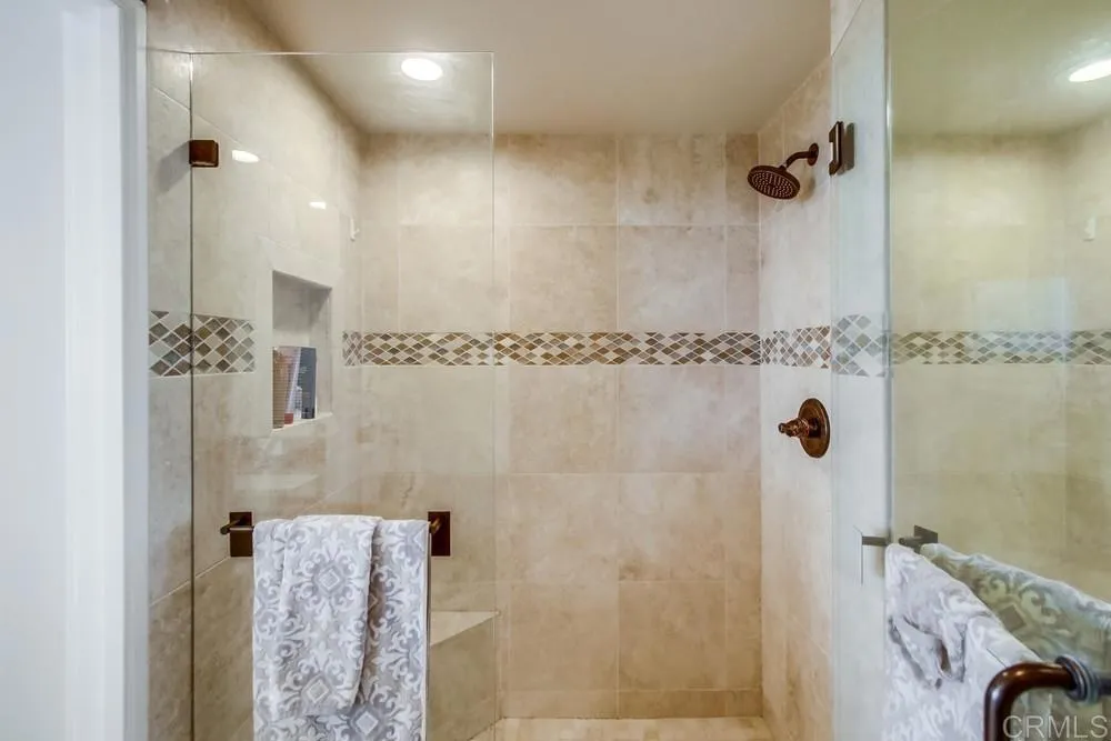 https://cdn.realtyfeed.com/cdn/127/305911089/6487f625e21d95355aae45e1653eef4c.webp