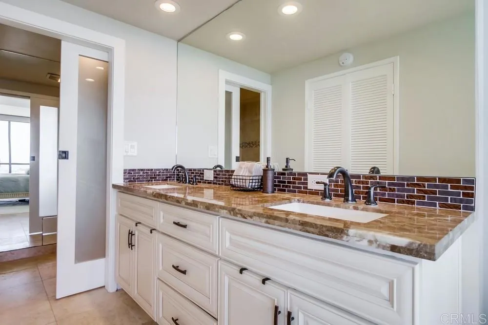 https://cdn.realtyfeed.com/cdn/127/305911089/efe5ebf6d492be4665ddad9ab51abda9.webp