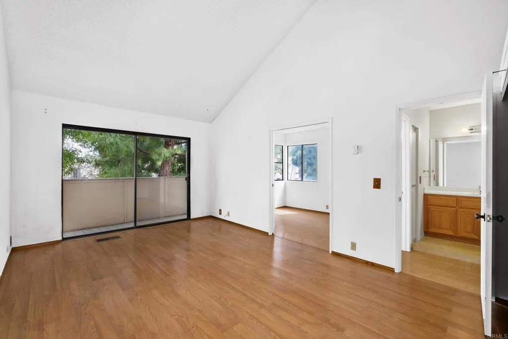 https://cdn.realtyfeed.com/cdn/127/305911360/0369c86dd230448bbf73c28f0cbdbc55.webp