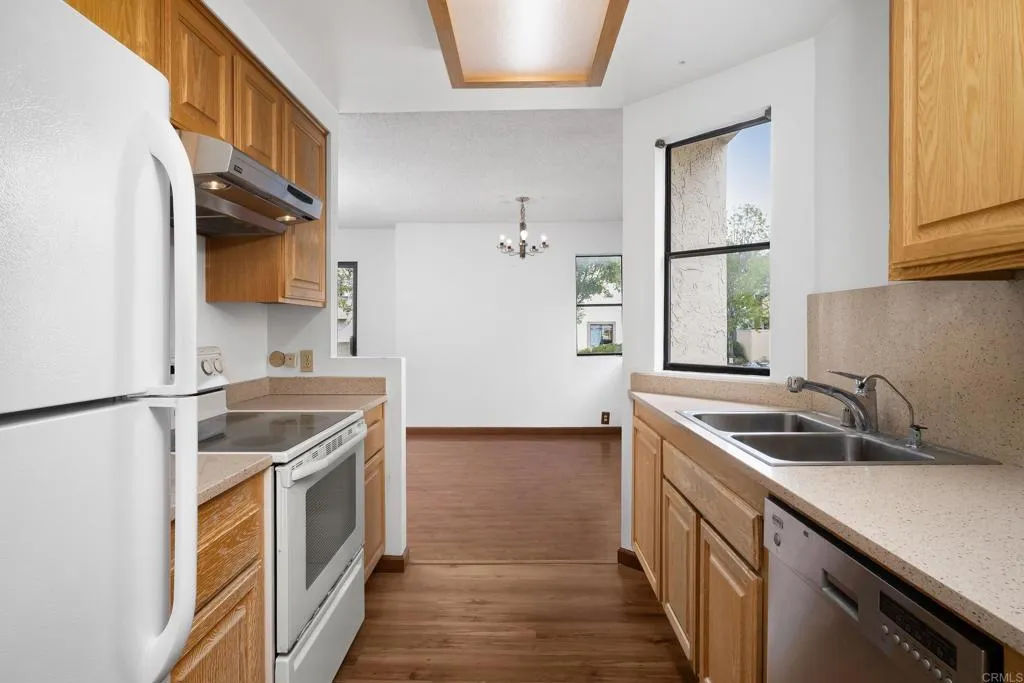 https://cdn.realtyfeed.com/cdn/127/305911360/4201c36da9339f4b557ddbe79ac6362b.webp