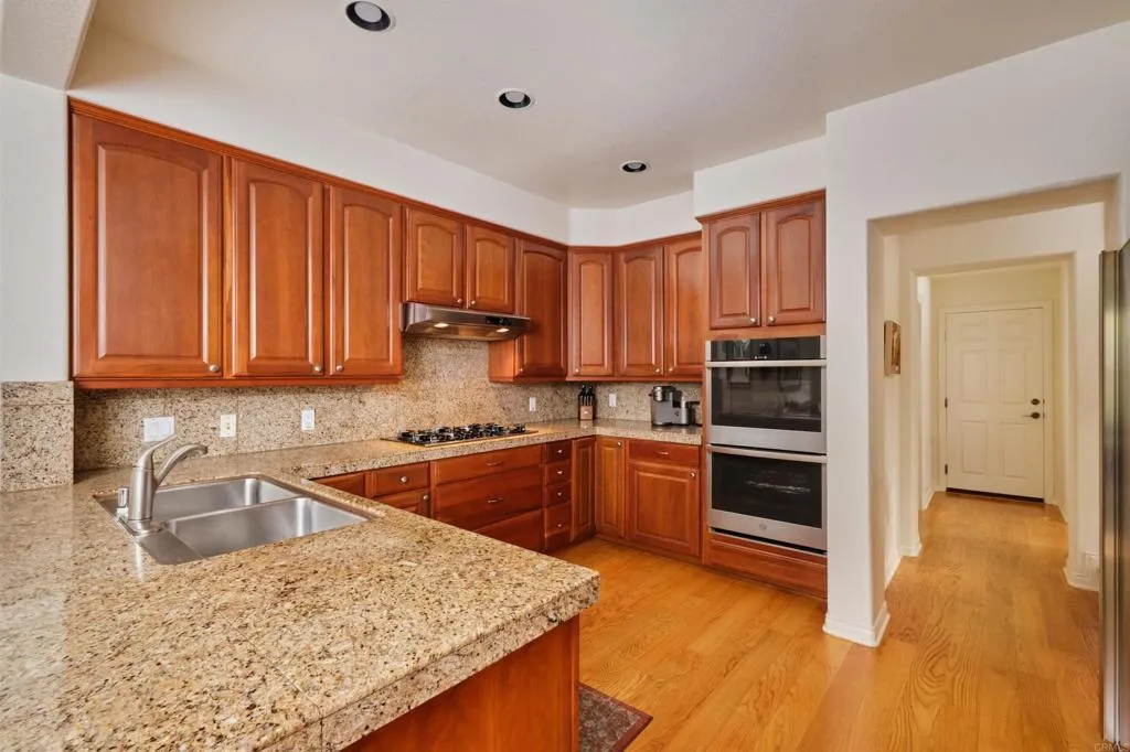 https://cdn.realtyfeed.com/cdn/127/305911976/04ad75f894817021f60e968bd8a690fd.webp