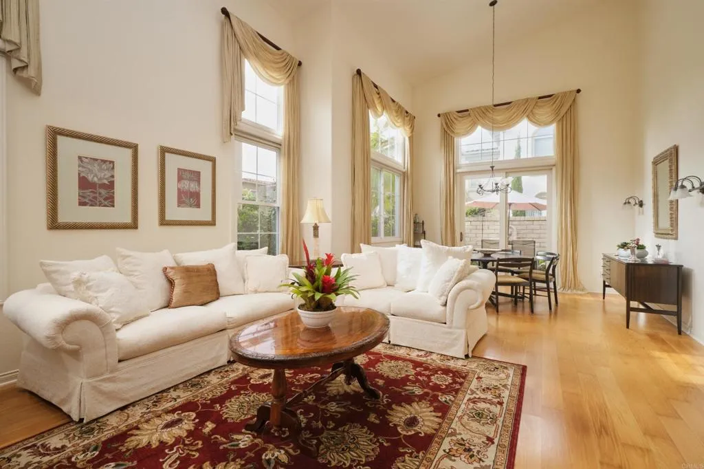 https://cdn.realtyfeed.com/cdn/127/305911976/37ec197d7f60fab3f9bcfbfb4733882a.webp