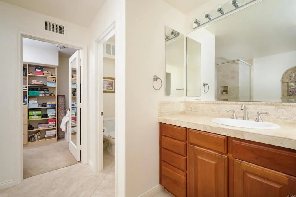 https://cdn.realtyfeed.com/cdn/127/305911976/b6c5a43f771f7a8409dde00a8d44ec94.webp