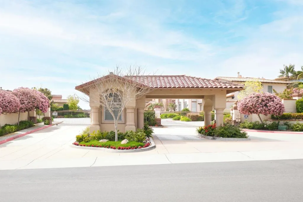 https://cdn.realtyfeed.com/cdn/127/305911976/cbe73a0af2678879f5d6d22c8bc16836.webp