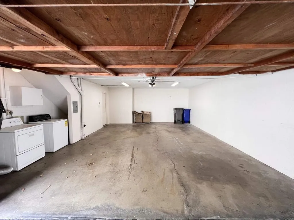 https://cdn.realtyfeed.com/cdn/127/305912964/16cd5ca534c66091fa5677e292147125.webp