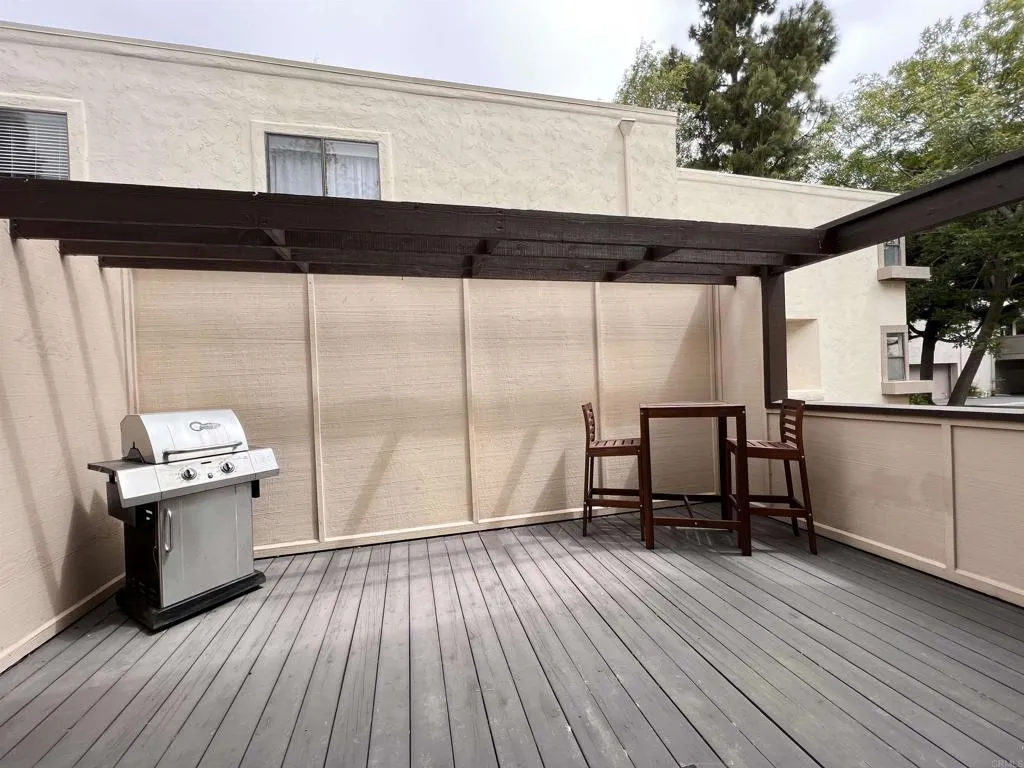 https://cdn.realtyfeed.com/cdn/127/305912964/a6fcdbfc7ebfe49e9176bda676557c0e.webp