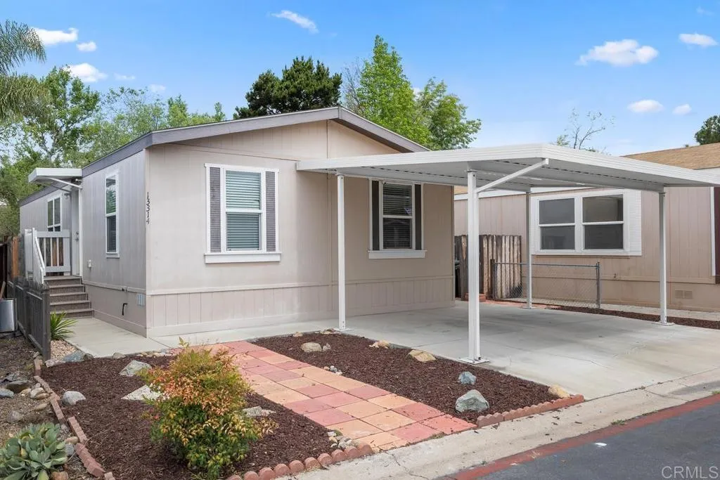https://cdn.realtyfeed.com/cdn/127/305917319/4b029a81cef783fd5f3c23ce1d504def.webp