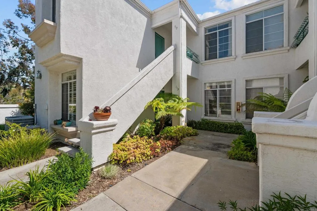 MLS: NDP2303700 Condo For Sale