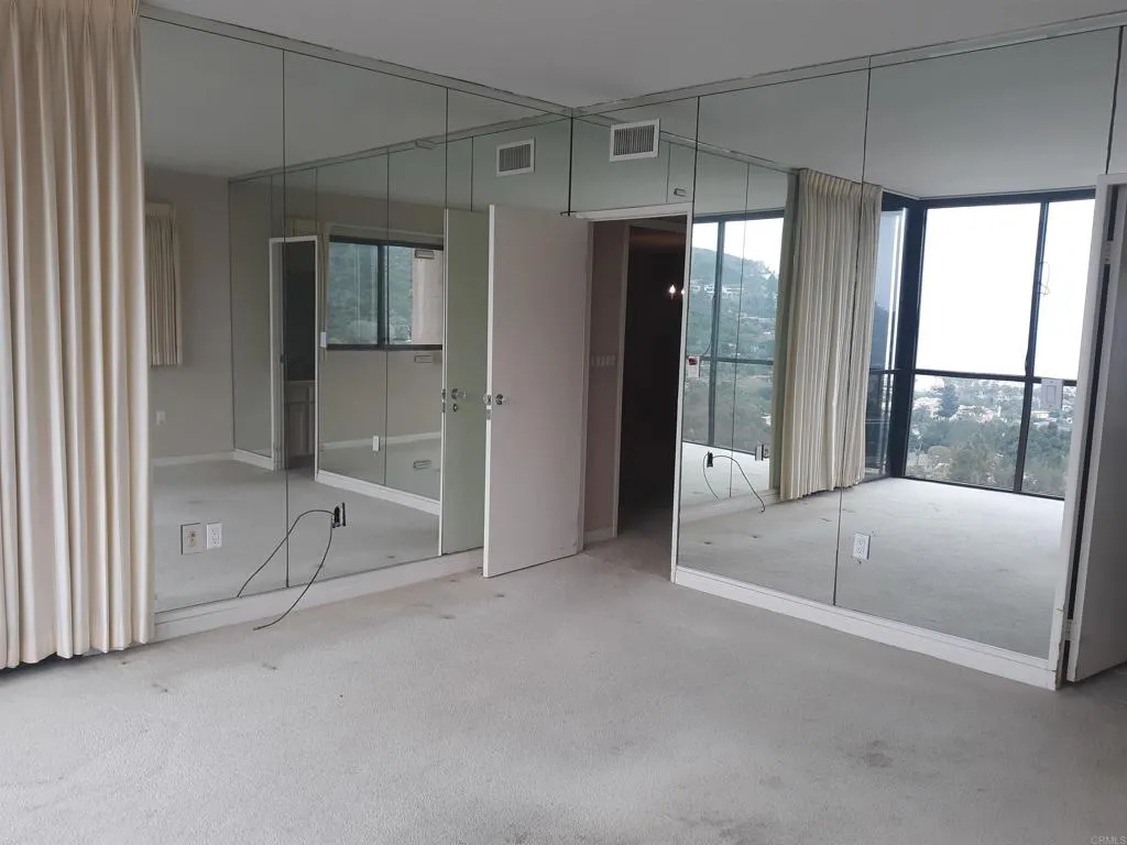 https://cdn.realtyfeed.com/cdn/127/305931949/5b74e02ab50aa9c9d5701e7065d28994.webp