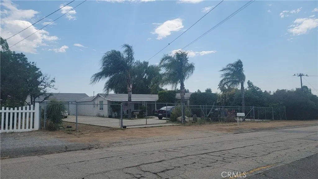477 County Line Road, Calimesa, Ca 92320 - Photo 4 of 19, Calimesa, CA