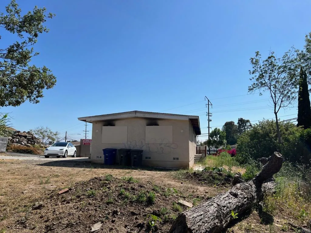 1675 2nd Street, El Cajon, CA, 92021