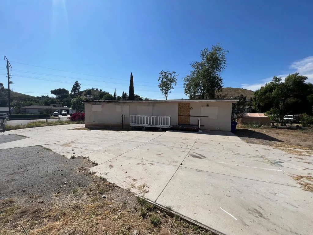 1675 2nd Street, El Cajon, CA, 92021