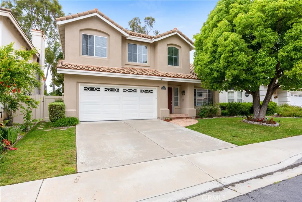 37  Cantata Drive