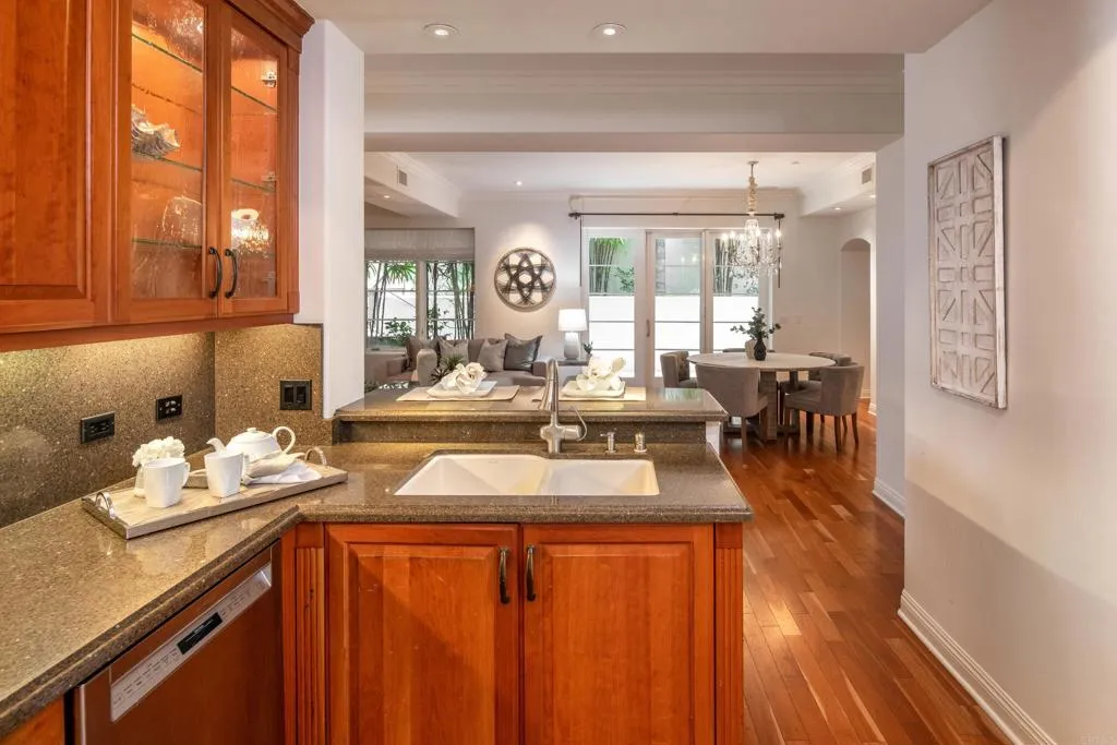 https://cdn.realtyfeed.com/cdn/127/305936033/17498d7ffef6199f81e5046e1b10efa8.webp