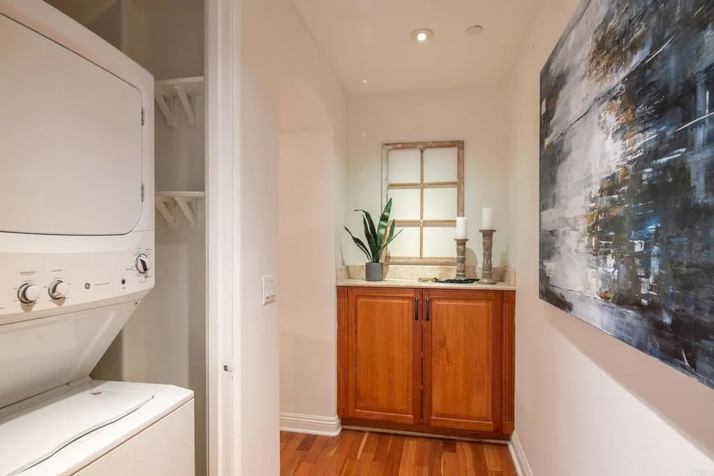 https://cdn.realtyfeed.com/cdn/127/305936033/6d55db97c008cd0e4012faa57b07353d.webp